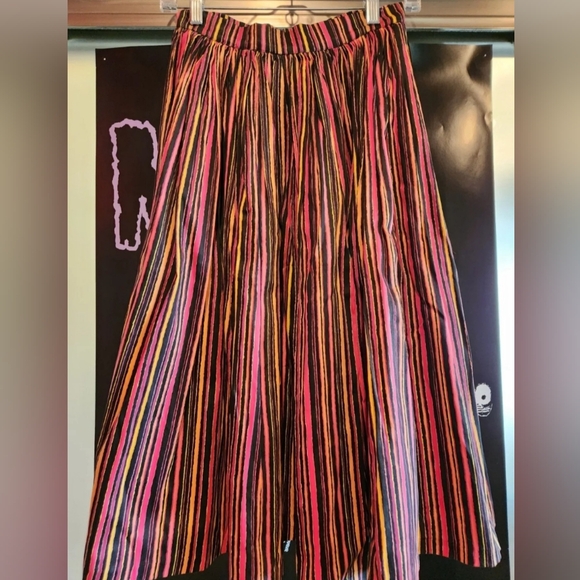 Pinup Girl Clothing Skirt - Picture 2 of 2